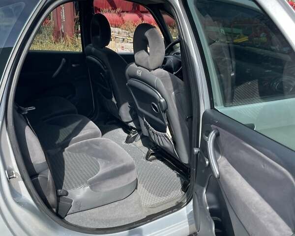 Сірий Сітроен Ксара Пікассо, об'ємом двигуна 1.59 л та пробігом 240 тис. км за 4000 $, фото 9 на Automoto.ua