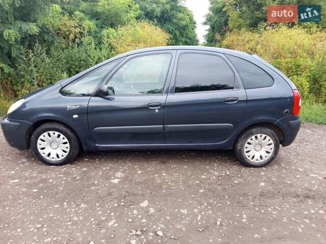Серый Ситроен Ксара Пикассо, объемом двигателя 1.6 л и пробегом 300 тыс. км за 3950 $, фото 8 на Automoto.ua