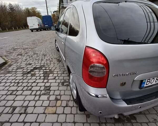 Серый Ситроен Ксара Пикассо, объемом двигателя 1.56 л и пробегом 228 тыс. км за 4500 $, фото 5 на Automoto.ua