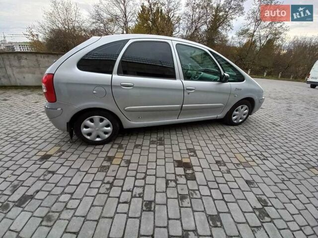 Серый Ситроен Ксара Пикассо, объемом двигателя 1.56 л и пробегом 228 тыс. км за 4500 $, фото 12 на Automoto.ua