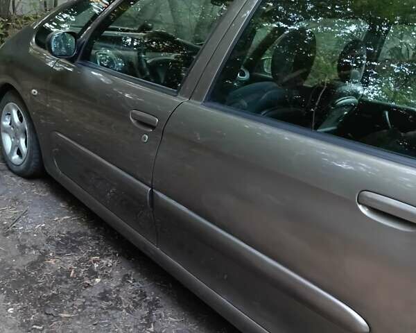 Сірий Сітроен Ксара Пікассо, об'ємом двигуна 1.6 л та пробігом 290 тис. км за 4300 $, фото 8 на Automoto.ua