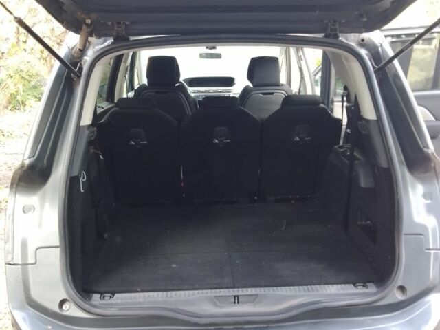 Сірий Сітроен Ксара Пікассо, об'ємом двигуна 1.6 л та пробігом 315 тис. км за 6450 $, фото 19 на Automoto.ua