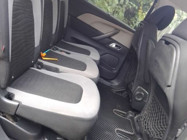 Сірий Сітроен Ксара Пікассо, об'ємом двигуна 1.6 л та пробігом 315 тис. км за 6450 $, фото 18 на Automoto.ua