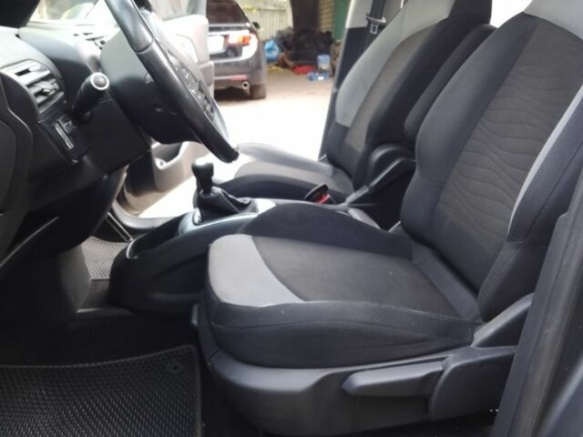 Сірий Сітроен Ксара Пікассо, об'ємом двигуна 1.6 л та пробігом 315 тис. км за 6450 $, фото 14 на Automoto.ua