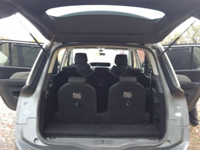 Сірий Сітроен Ксара Пікассо, об'ємом двигуна 1.6 л та пробігом 315 тис. км за 6450 $, фото 11 на Automoto.ua