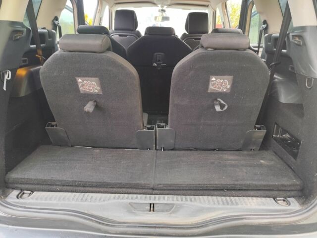 Сірий Сітроен Ксара Пікассо, об'ємом двигуна 1.6 л та пробігом 315 тис. км за 6450 $, фото 10 на Automoto.ua