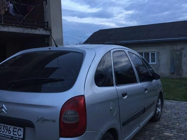 Серый Ситроен Ксара Пикассо, объемом двигателя 1.6 л и пробегом 241 тыс. км за 3200 $, фото 2 на Automoto.ua