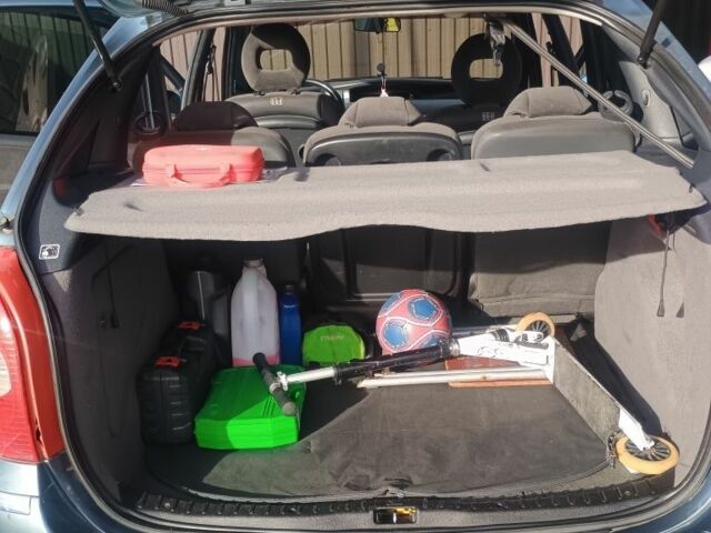 Ситроен Ксара Пикассо 2008 в Яворове на Automoto.ua Серый Ситроен Ксара Пикассо, объемом двигателя 1.6 л и пробегом 300 тыс. км за 3900 $, фото 9 на Automoto.ua