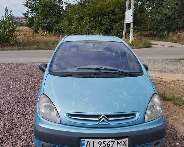 Синій Сітроен Ксара Пікассо, об'ємом двигуна 2 л та пробігом 330 тис. км за 2000 $, фото 4 на Automoto.ua