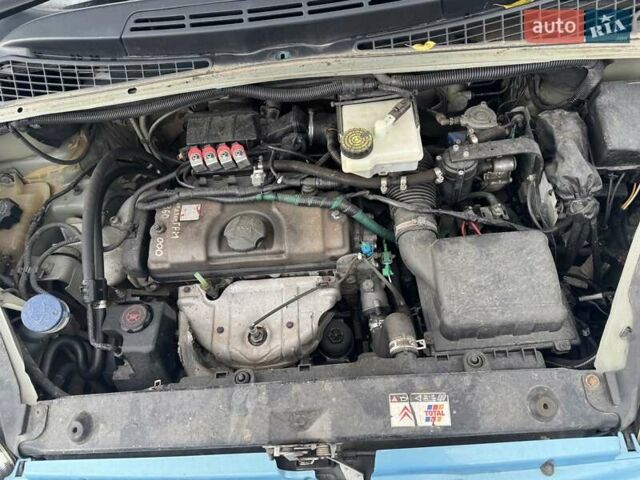 Синій Сітроен Ксара Пікассо, об'ємом двигуна 1.6 л та пробігом 306 тис. км за 2500 $, фото 6 на Automoto.ua