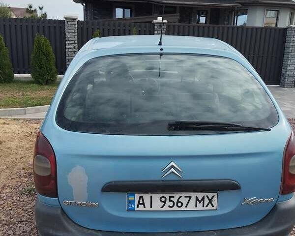 Синій Сітроен Ксара Пікассо, об'ємом двигуна 2 л та пробігом 330 тис. км за 2000 $, фото 2 на Automoto.ua