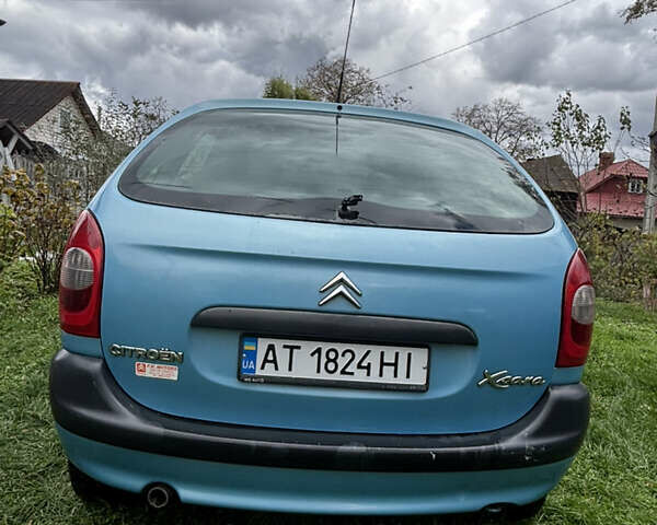 Ситроен Ксара Пикассо 2001 в Богородчанах на Automoto.ua Синий Ситроен Ксара Пикассо, объемом двигателя 1.6 л и пробегом 184 тыс. км за 3300 $, фото 1 на Automoto.ua