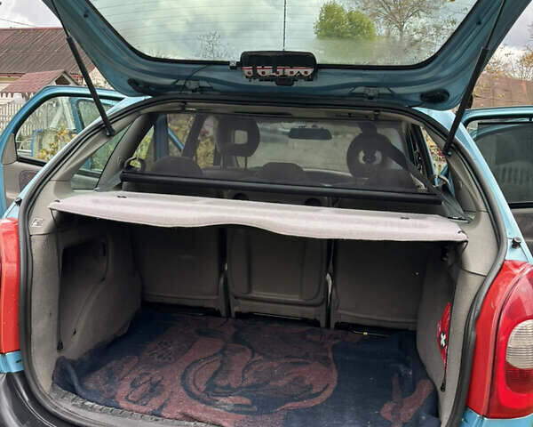 Ситроен Ксара Пикассо 2001 в Богородчанах на Automoto.ua Синий Ситроен Ксара Пикассо, объемом двигателя 1.6 л и пробегом 184 тыс. км за 3300 $, фото 11 на Automoto.ua