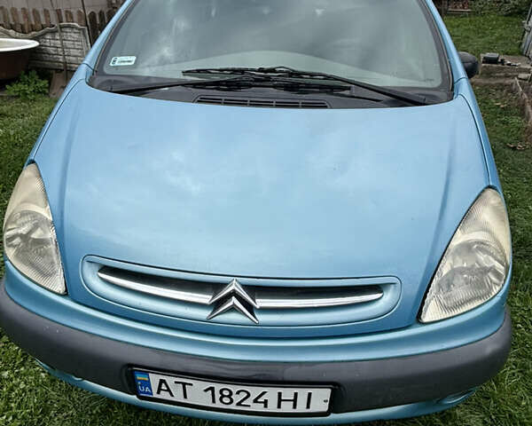 Ситроен Ксара Пикассо 2001 в Богородчанах на Automoto.ua Синий Ситроен Ксара Пикассо, объемом двигателя 1.6 л и пробегом 184 тыс. км за 3300 $, фото 4 на Automoto.ua