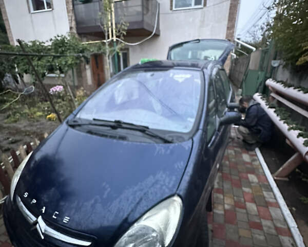Синій Сітроен Ксара Пікассо, об'ємом двигуна 1.75 л та пробігом 290 тис. км за 1500 $, фото 7 на Automoto.ua