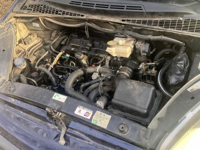 Синий Ситроен Ксара Пикассо, объемом двигателя 2 л и пробегом 302 тыс. км за 1400 $, фото 11 на Automoto.ua