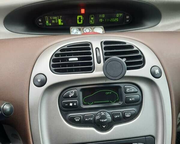 Синий Ситроен Ксара Пикассо, объемом двигателя 1.59 л и пробегом 215 тыс. км за 4000 $, фото 7 на Automoto.ua