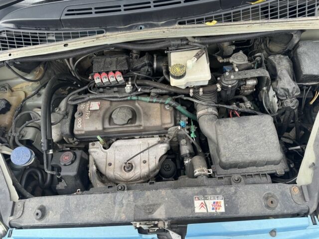 Ситроен Ксара Пикассо 2000 в Хусте на Automoto.ua Синий Ситроен Ксара Пикассо, объемом двигателя 1.6 л и пробегом 300 тыс. км за 2500 $, фото 5 на Automoto.ua