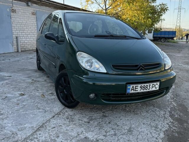 Зеленый Ситроен Ксара Пикассо, объемом двигателя 2 л и пробегом 400 тыс. км за 1700 $, фото 11 на Automoto.ua