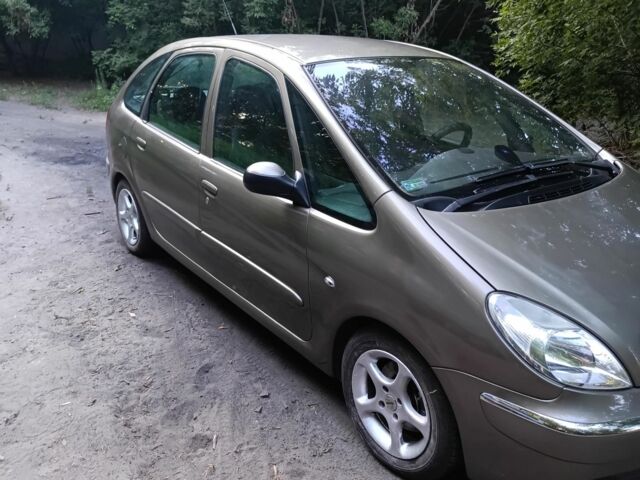 Бежевый Ситроен Ксара, объемом двигателя 1.6 л и пробегом 290 тыс. км за 4300 $, фото 2 на Automoto.ua