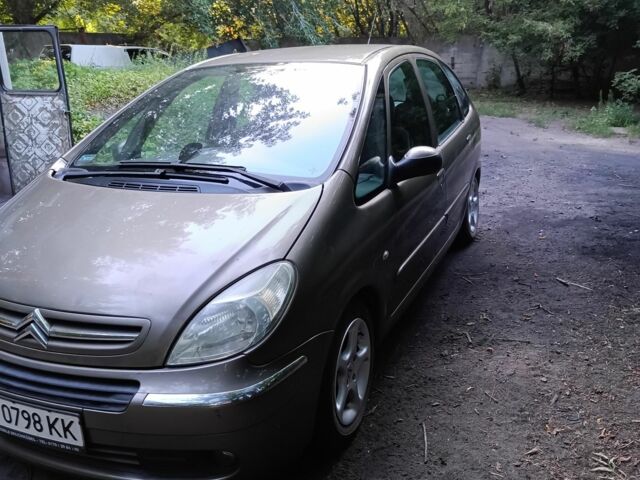 Бежевый Ситроен Ксара, объемом двигателя 1.6 л и пробегом 290 тыс. км за 4300 $, фото 1 на Automoto.ua