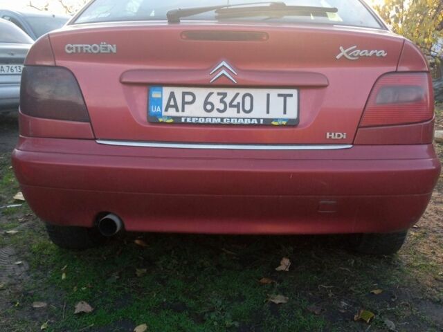 Красный Ситроен Ксара, объемом двигателя 2 л и пробегом 248 тыс. км за 3100 $, фото 1 на Automoto.ua