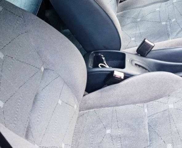 Серый Ситроен Ксара, объемом двигателя 1.6 л и пробегом 205 тыс. км за 3000 $, фото 5 на Automoto.ua