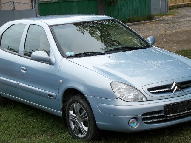 Серый Ситроен Ксара, объемом двигателя 1.4 л и пробегом 47 тыс. км за 8000 $, фото 3 на Automoto.ua