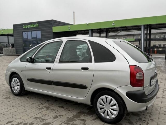 Серый Ситроен Ксара, объемом двигателя 2 л и пробегом 288 тыс. км за 3500 $, фото 4 на Automoto.ua