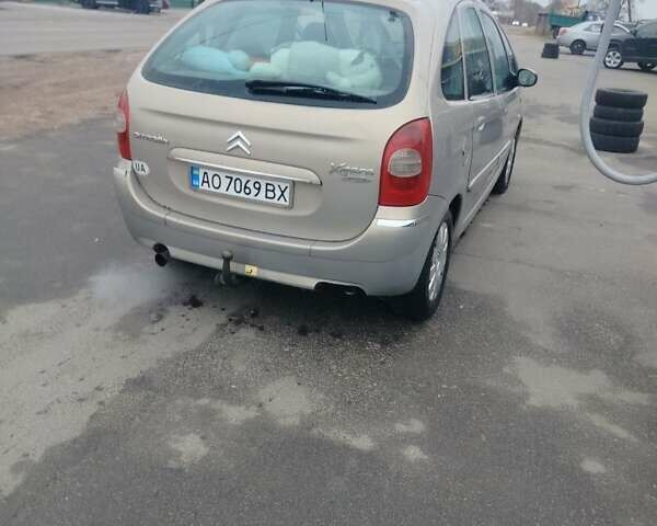 Серый Ситроен Ксара, объемом двигателя 1.6 л и пробегом 309 тыс. км за 3100 $, фото 4 на Automoto.ua