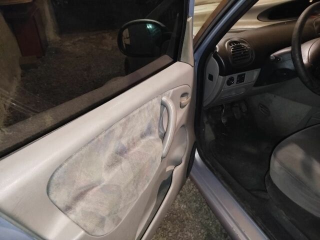 Сірий Сітроен Ксара, об'ємом двигуна 1.6 л та пробігом 300 тис. км за 800 $, фото 3 на Automoto.ua