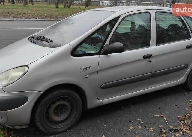 Серый Ситроен Ксара, объемом двигателя 1.75 л и пробегом 500 тыс. км за 3100 $, фото 1 на Automoto.ua
