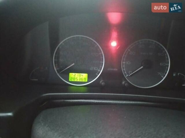 Ситроен Ксара 2004 в Киеве на Automoto.ua Серый Ситроен Ксара, объемом двигателя 1.4 л и пробегом 290 тыс. км за 3600 $, фото 5 на Automoto.ua