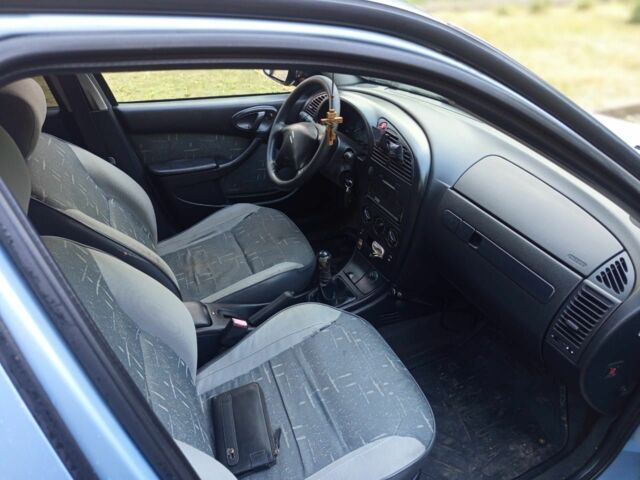 Синий Ситроен Ксара, объемом двигателя 1.4 л и пробегом 255 тыс. км за 1750 $, фото 5 на Automoto.ua