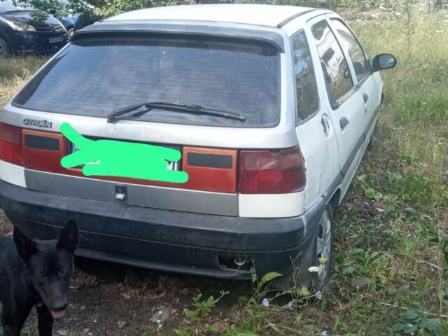 Ситроен ЗХ 1992 в Коростене на Automoto.ua Белый Ситроен ЗХ, объемом двигателя 1.4 л и пробегом 381 тыс. км за 940 $, фото 2 на Automoto.ua