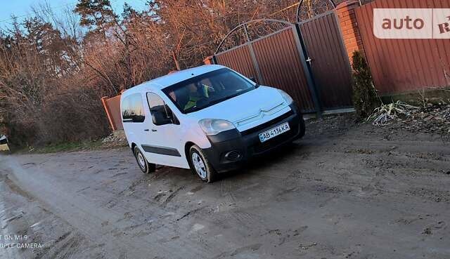 Білий Сітроен e-Berlingo, об'ємом двигуна 1.6 л та пробігом 250 тис. км за 6100 $, фото 3 на Automoto.ua