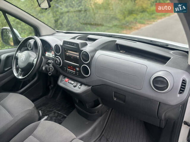 Белый Ситроен e-Berlingo, объемом двигателя 0 л и пробегом 60 тыс. км за 7950 $, фото 20 на Automoto.ua