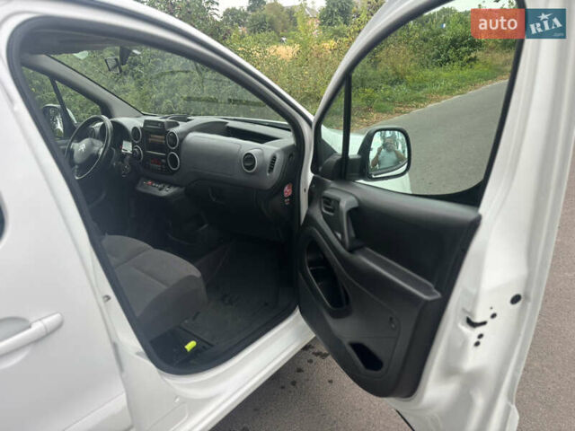 Белый Ситроен e-Berlingo, объемом двигателя 0 л и пробегом 60 тыс. км за 7950 $, фото 18 на Automoto.ua