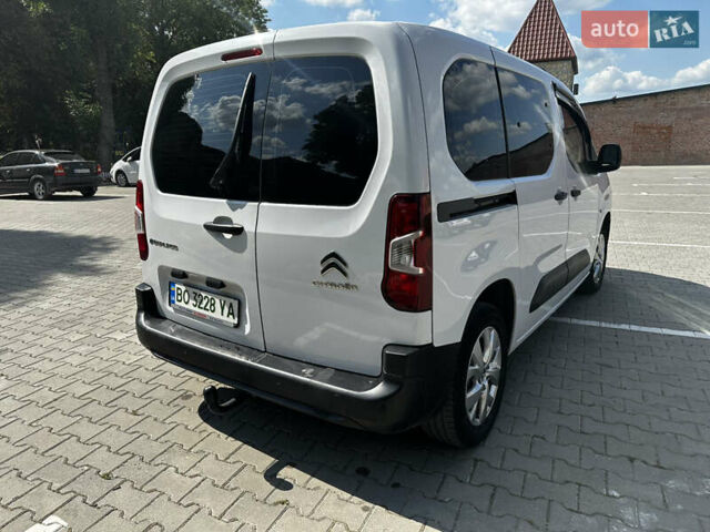 Білий Сітроен e-Berlingo, об'ємом двигуна 0 л та пробігом 126 тис. км за 18999 $, фото 6 на Automoto.ua