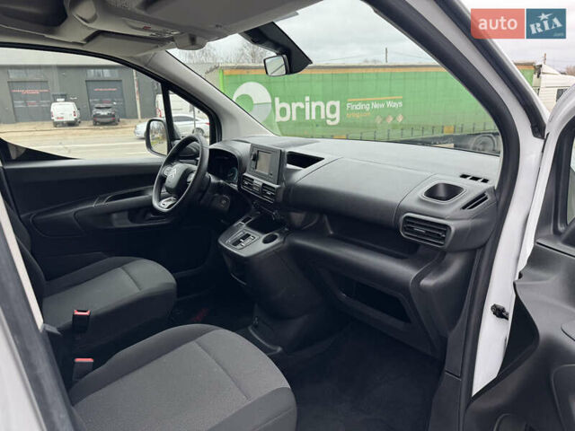 Белый Ситроен e-Berlingo, объемом двигателя 0 л и пробегом 20 тыс. км за 16000 $, фото 12 на Automoto.ua