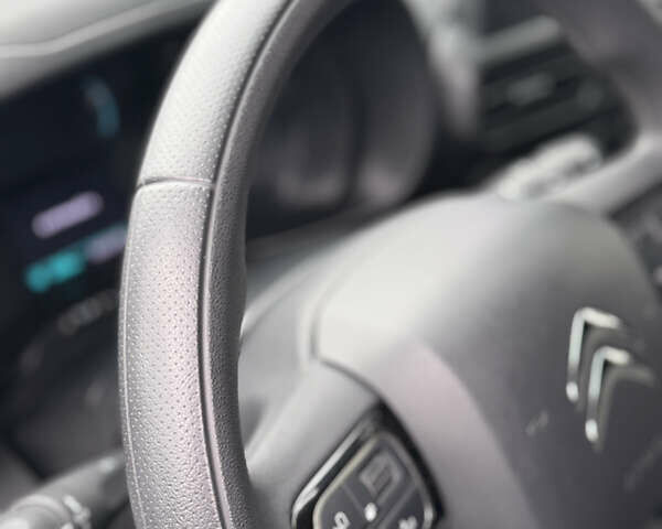 Белый Ситроен e-Berlingo, объемом двигателя 0 л и пробегом 20 тыс. км за 16000 $, фото 20 на Automoto.ua