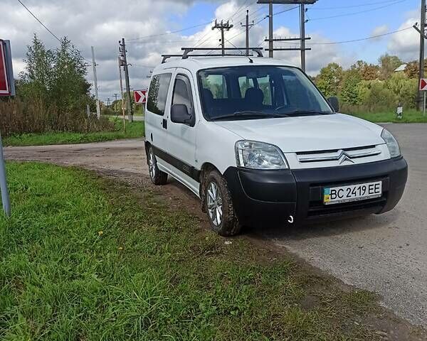 Белый Ситроен e-Berlingo, объемом двигателя 1.9 л и пробегом 315 тыс. км за 3700 $, фото 6 на Automoto.ua