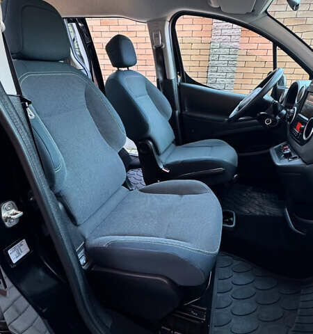 Черный Ситроен e-Berlingo, объемом двигателя 0 л и пробегом 83 тыс. км за 9500 $, фото 18 на Automoto.ua