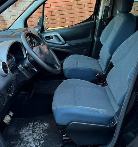 Черный Ситроен e-Berlingo, объемом двигателя 0 л и пробегом 83 тыс. км за 9500 $, фото 22 на Automoto.ua