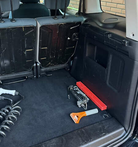 Черный Ситроен e-Berlingo, объемом двигателя 0 л и пробегом 83 тыс. км за 9500 $, фото 9 на Automoto.ua