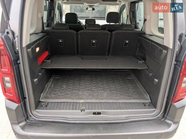 Серый Ситроен e-Berlingo, объемом двигателя 0 л и пробегом 143 тыс. км за 15500 $, фото 54 на Automoto.ua