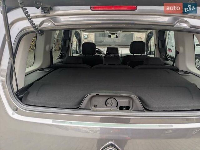 Серый Ситроен e-Berlingo, объемом двигателя 0 л и пробегом 143 тыс. км за 15500 $, фото 26 на Automoto.ua
