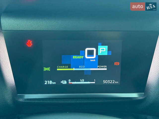 Белый Ситроен e-C4, объемом двигателя 0 л и пробегом 50 тыс. км за 16590 $, фото 24 на Automoto.ua