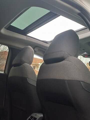 Белый Ситроен e-C4, объемом двигателя 0 л и пробегом 70 тыс. км за 17200 $, фото 5 на Automoto.ua