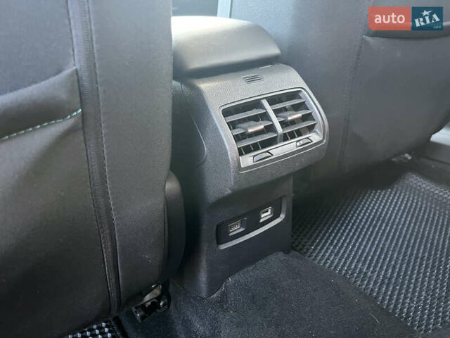 Белый Ситроен e-C4, объемом двигателя 0 л и пробегом 32 тыс. км за 18000 $, фото 19 на Automoto.ua